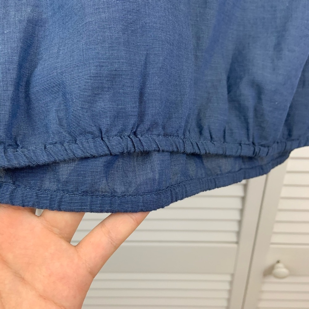 NWOT LOFT Ruffled Button Down Blouse - Picture 4 of 4